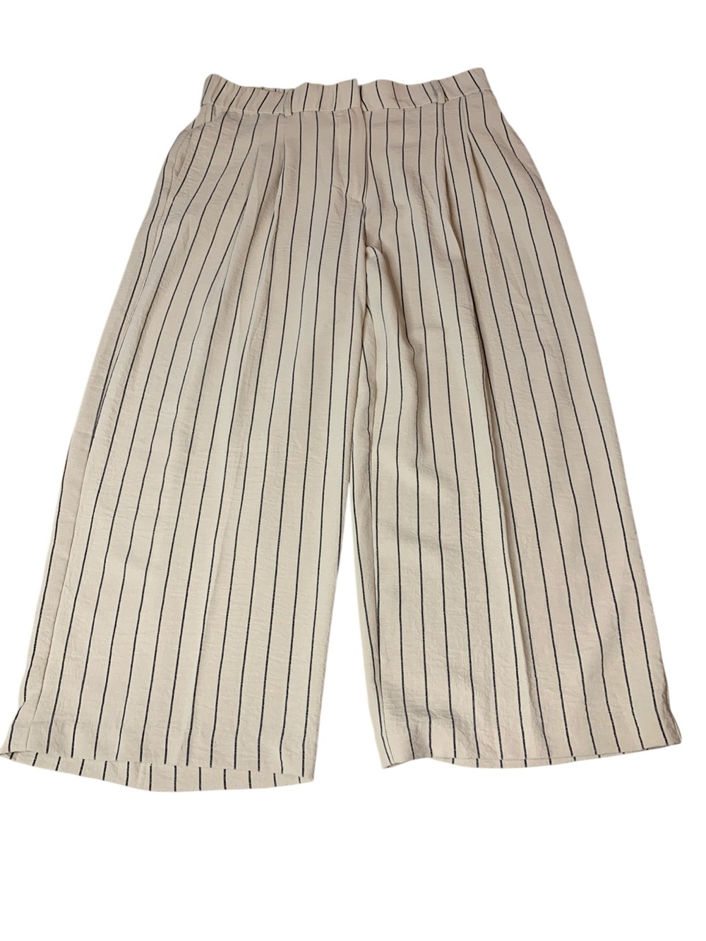 Haver + Blair Cream & Navy Vertical Stripe Wide Leg Culotte Pants - Large